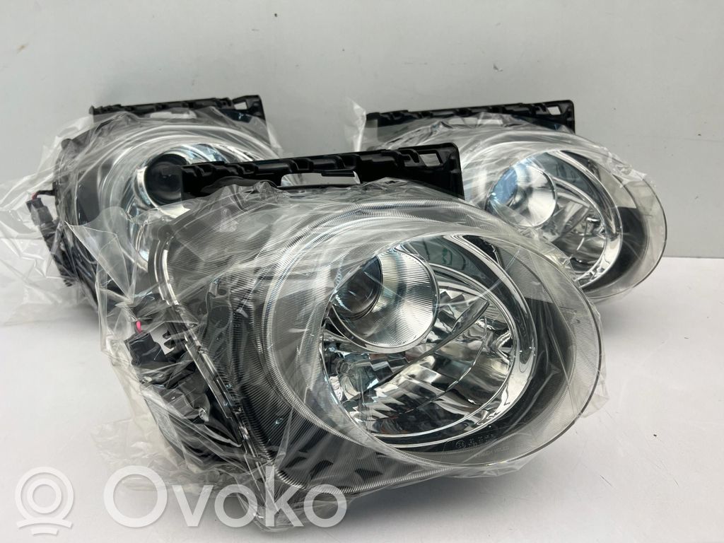 Nissan Juke I F15 Lampa przednia 