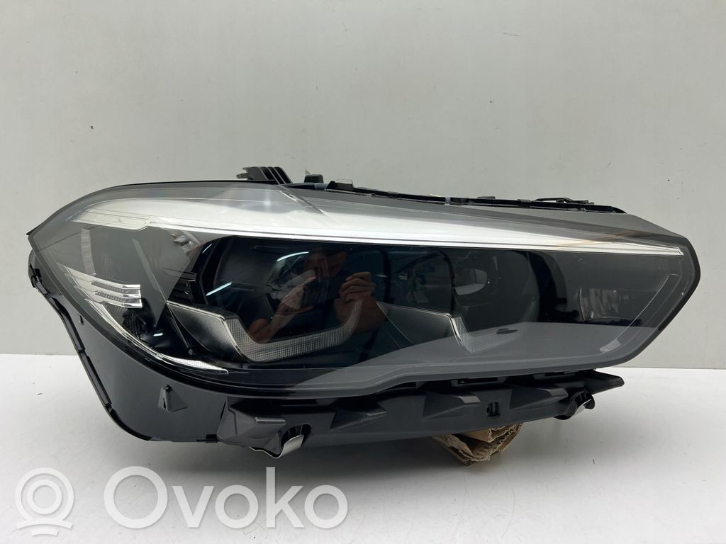 BMW X5 G05 Lampa przednia 