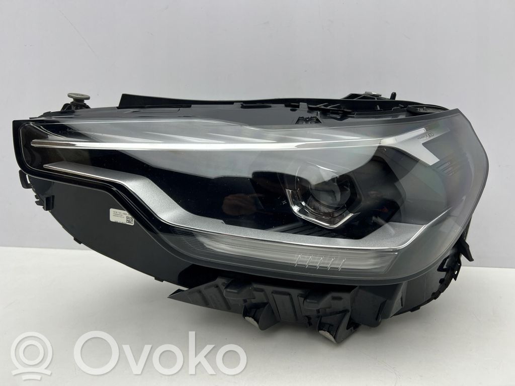 BMW 2 G42 Scheinwerfer 