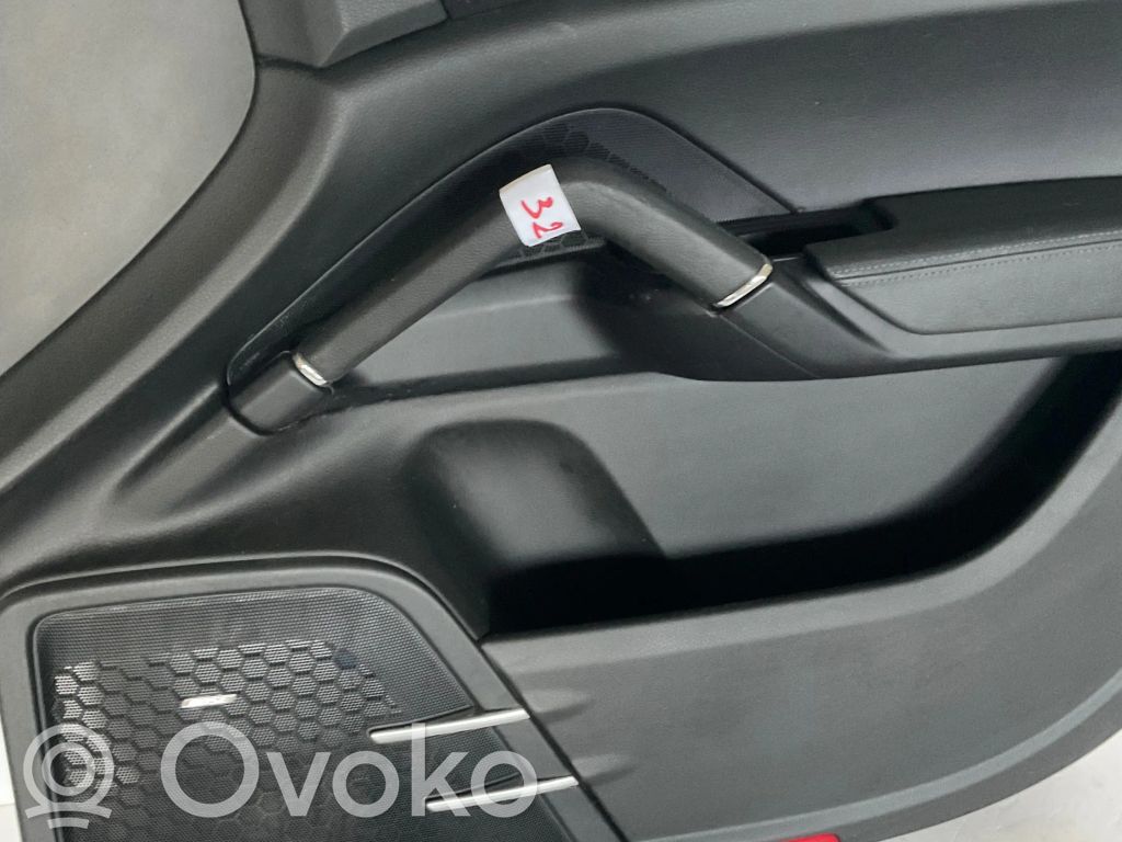 Porsche Cayenne (92A) Rivestimento del pannello della portiera anteriore 