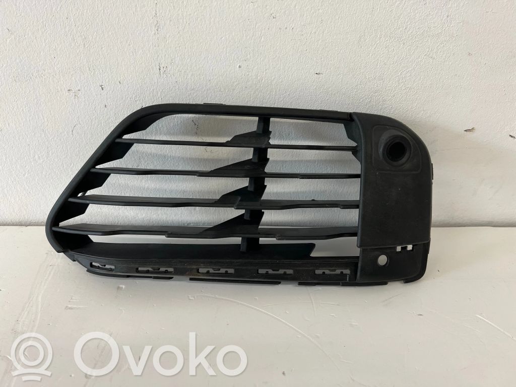 BMW X1 F48 F49 Krata halogenu 