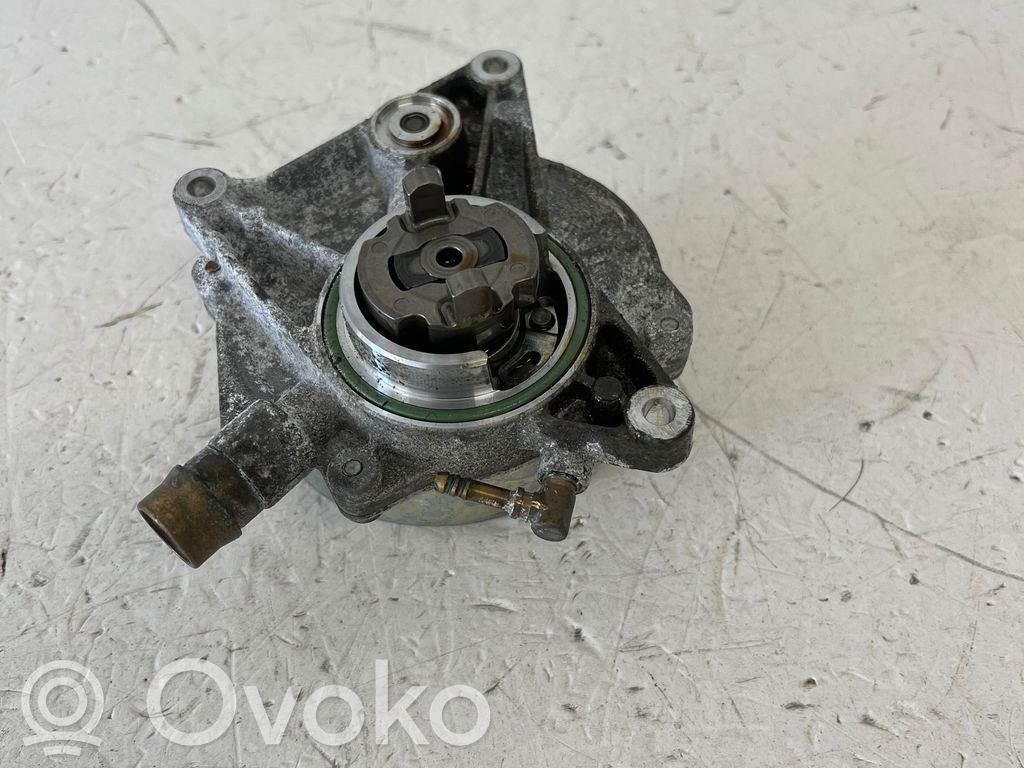 Vacuum pump   70121918000,17T2560888