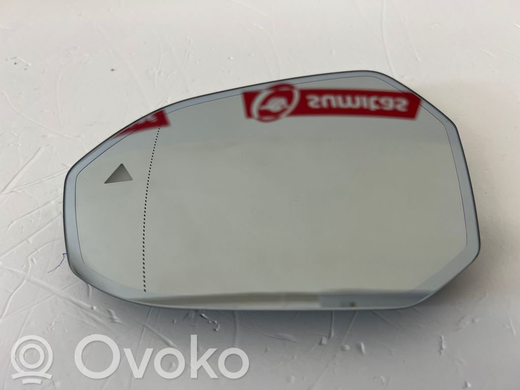 BMW 7 G70 Wkład lusterka drzwi przednich 