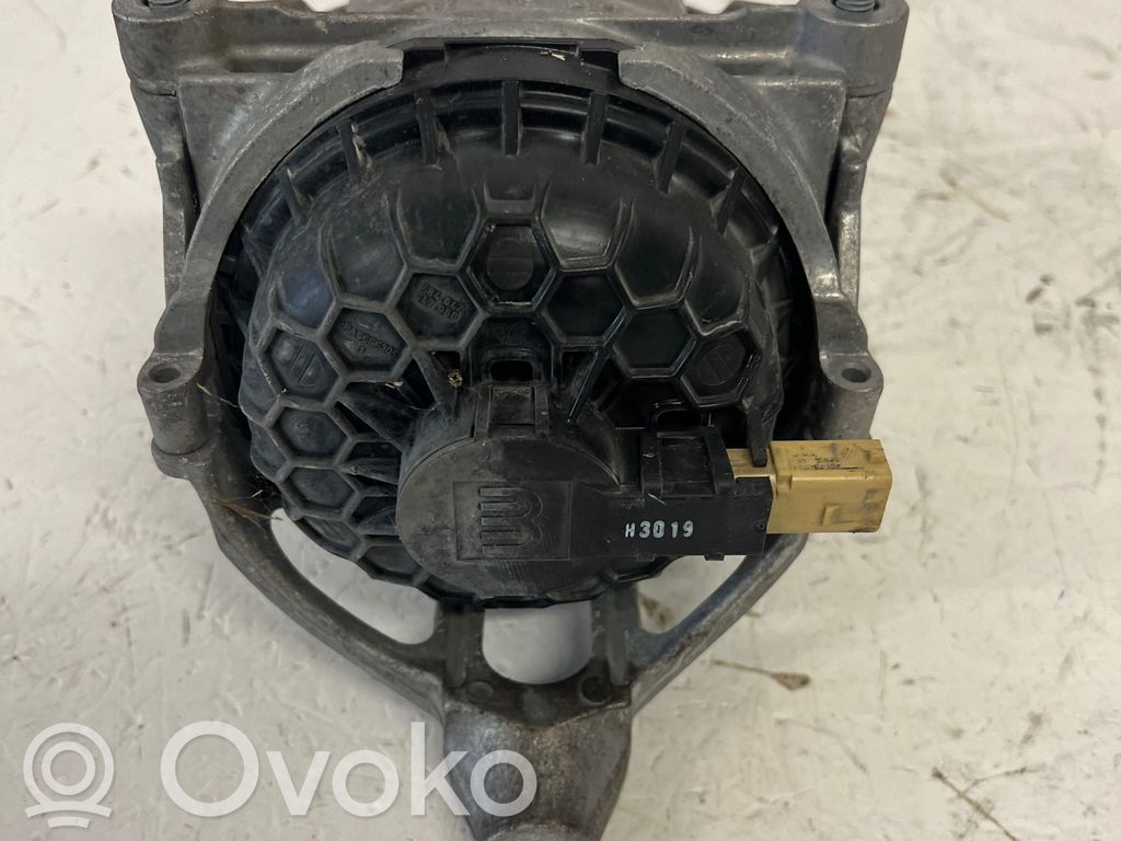 Audi Q5 SQ5 FY Engine mount bracket 