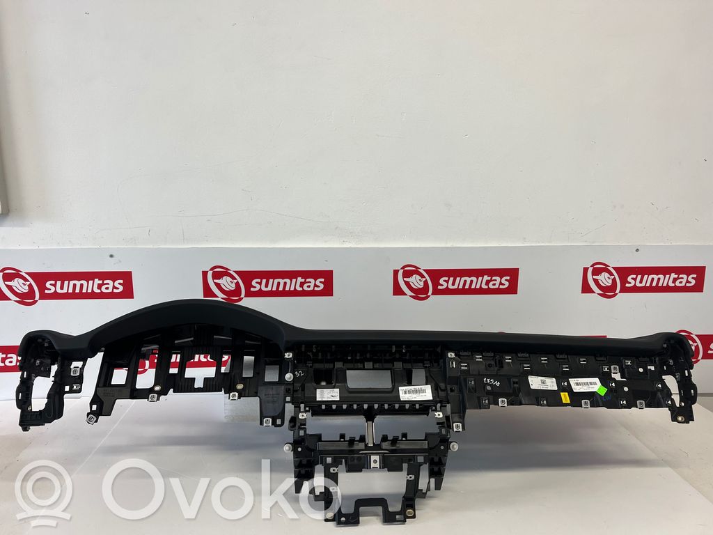 Deska rozdzielcza   9Y1857067,T0524406,1913998X