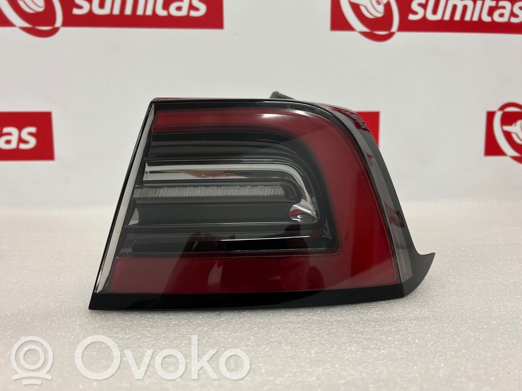 Rear/tail lights   150208700D,1502087