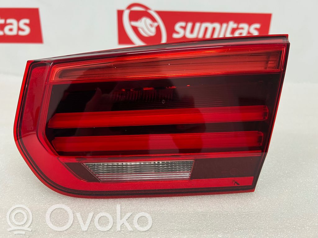 BMW 3 F30 F35 F31 Aizmugurējais lukturis pārsegā 