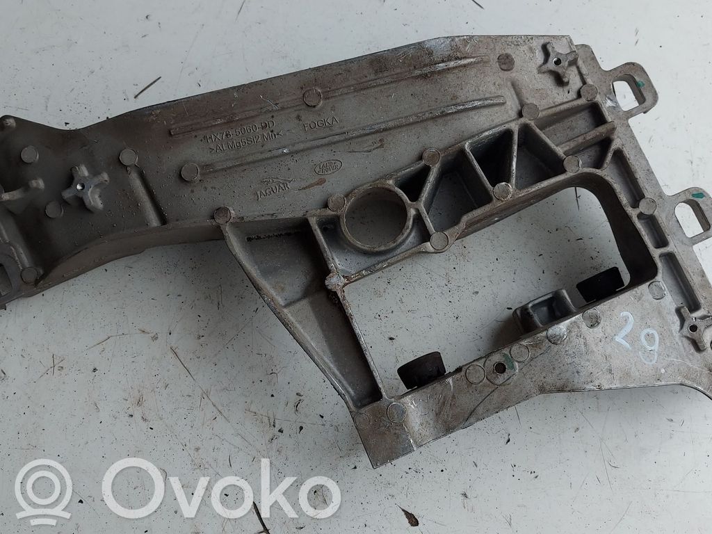 Front differential bracket   HX735060