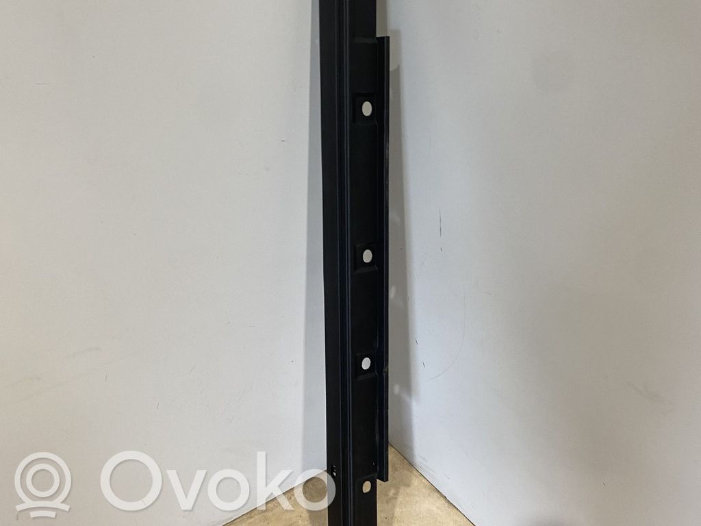 Slenkstis   7586076030