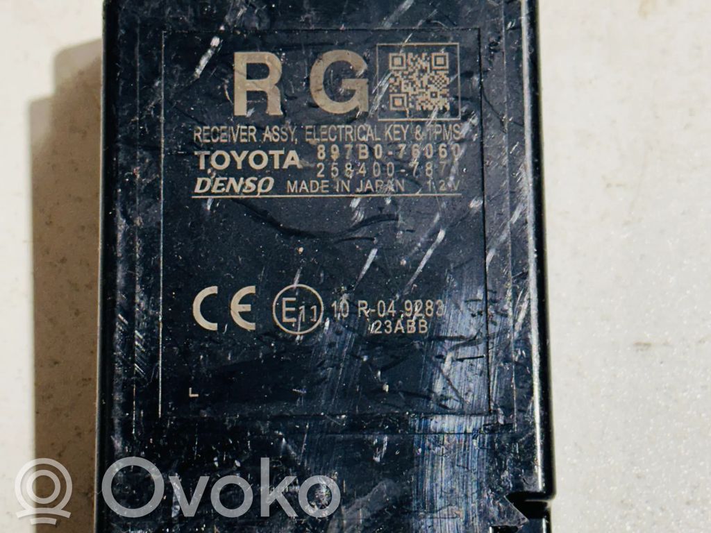 Lexus UX Tire pressure control unit 