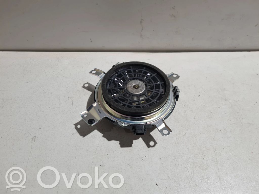 Lexus NX Altavoz subwoofer 