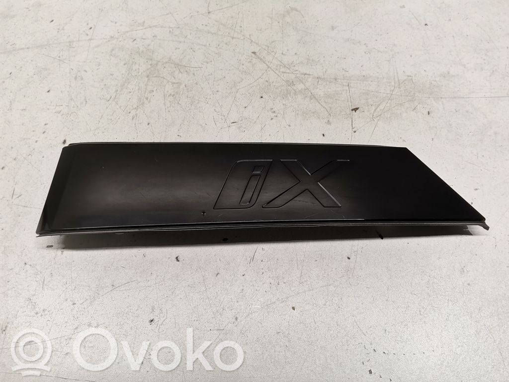 BMW iX Moldura embellecedora del guardabarros trasero 