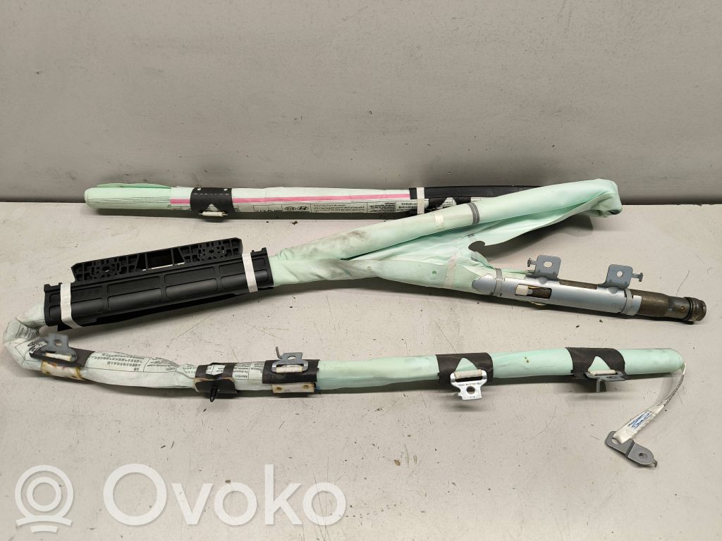 KIA Sorento Kurtyna airbag 