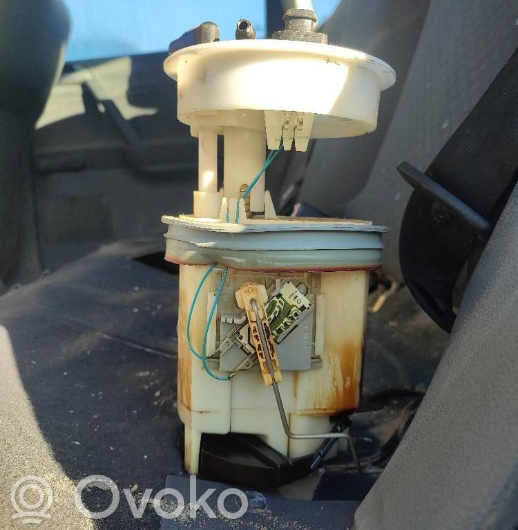 Bomba interna de combustible   SINREF