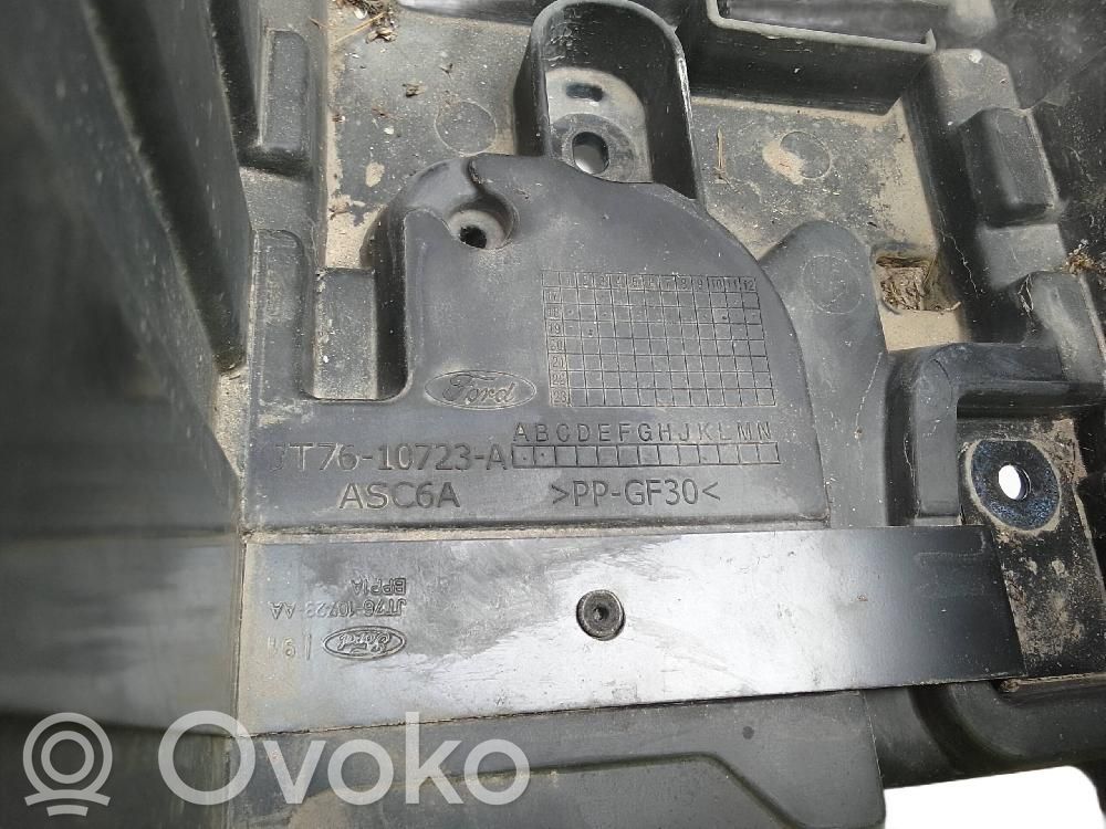 Ford Tourneo Akun kiinnike 