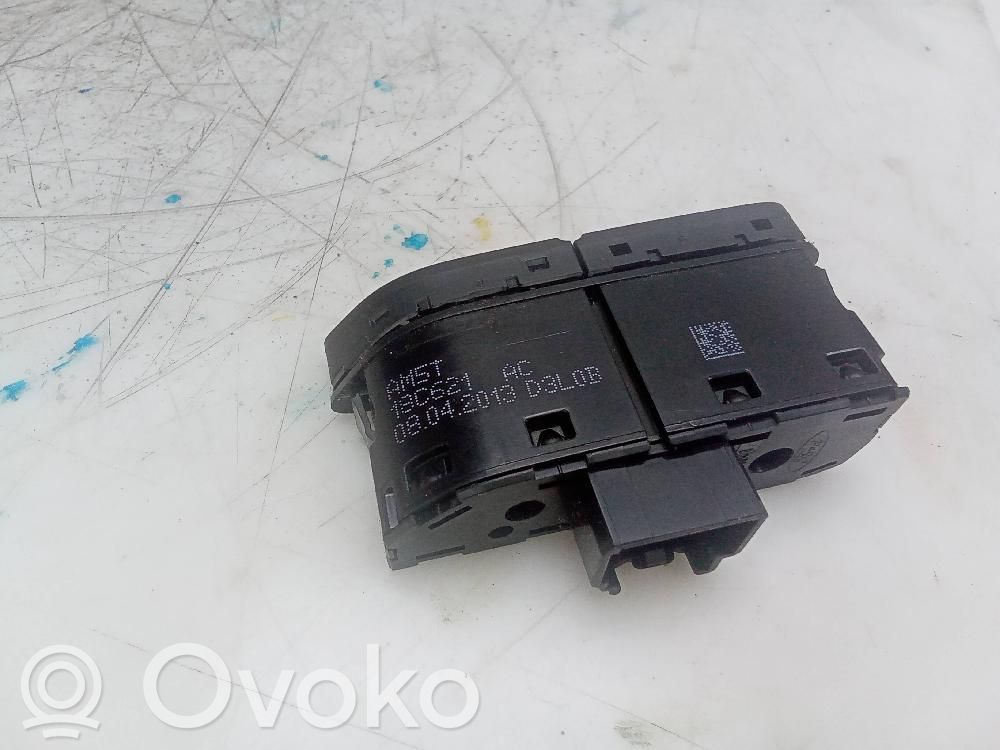 Windscreen/window heater switch   18C621AC
