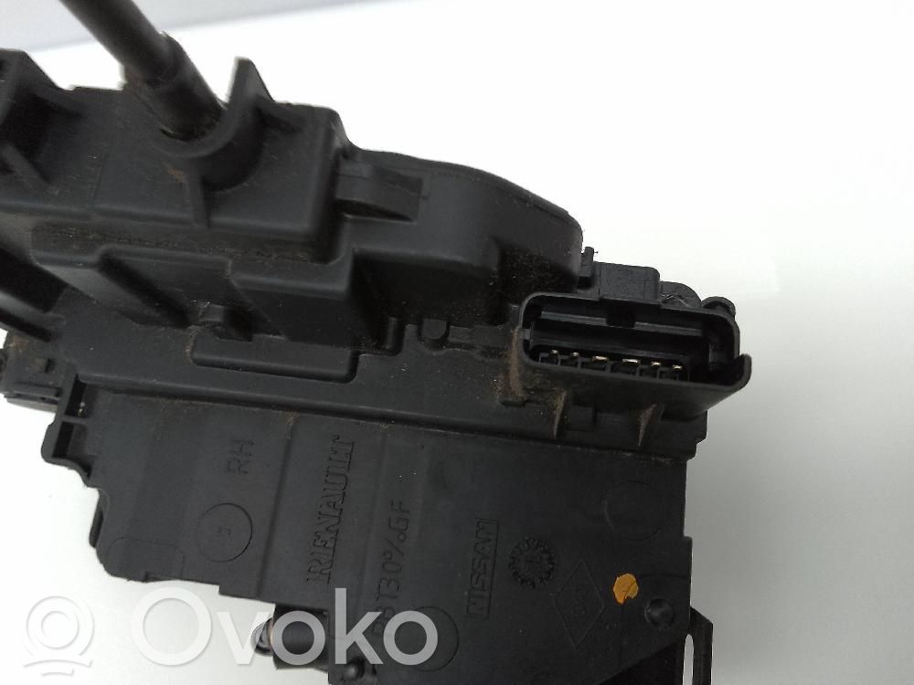 Renault Master III Front door lock 
