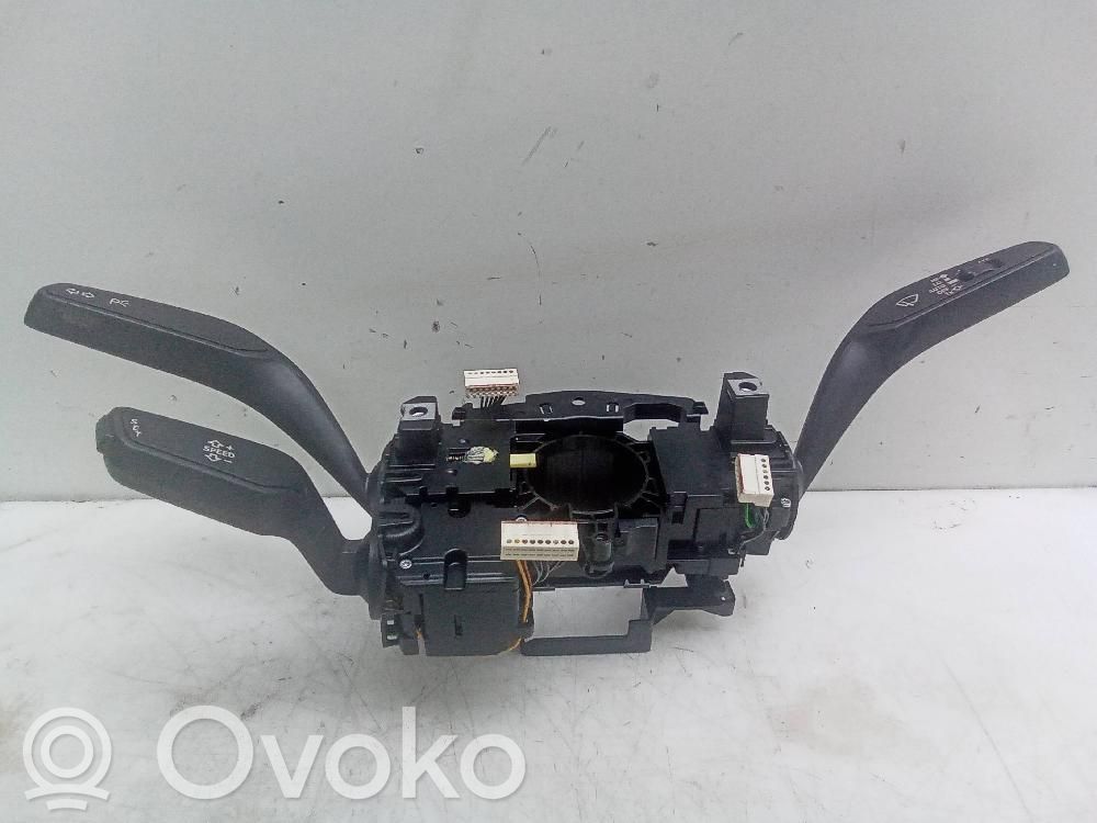 Audi A3 8Y Commodo, commande essuie-glace/phare 