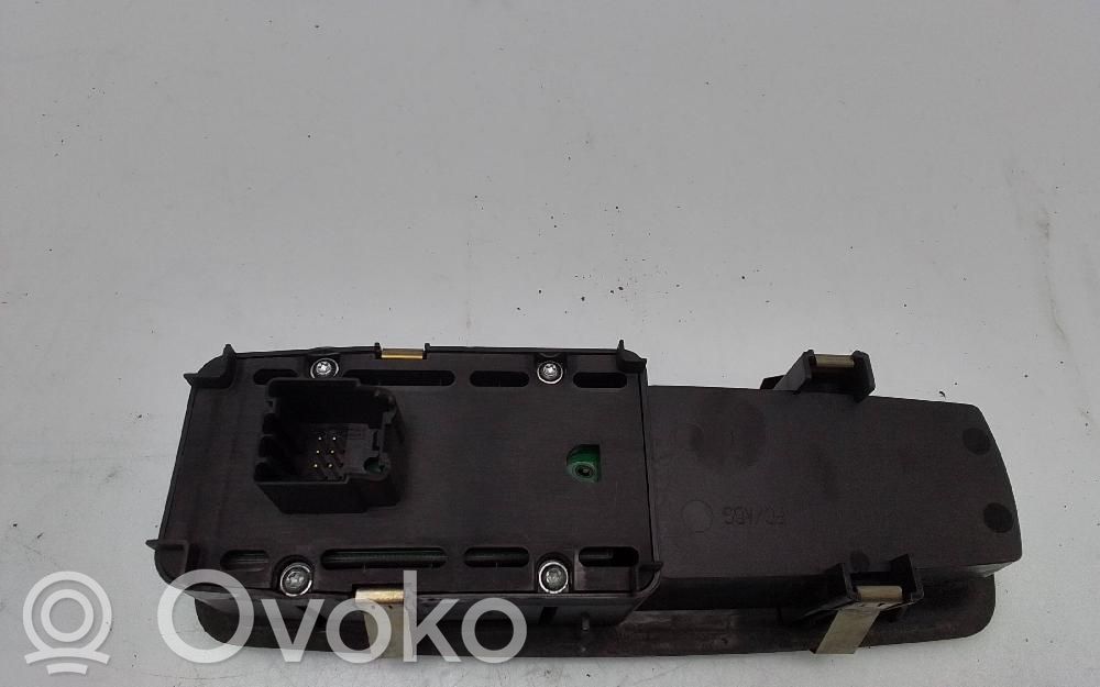 Jeep Cherokee KK Electric window control switch 