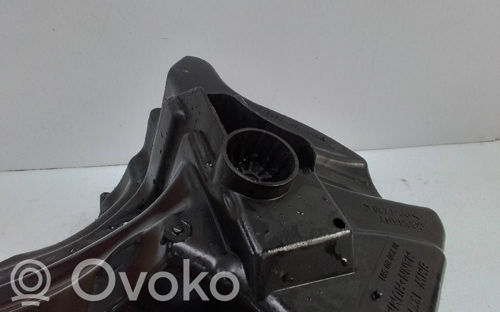 BMW 3 E92 E93 Air filter box 