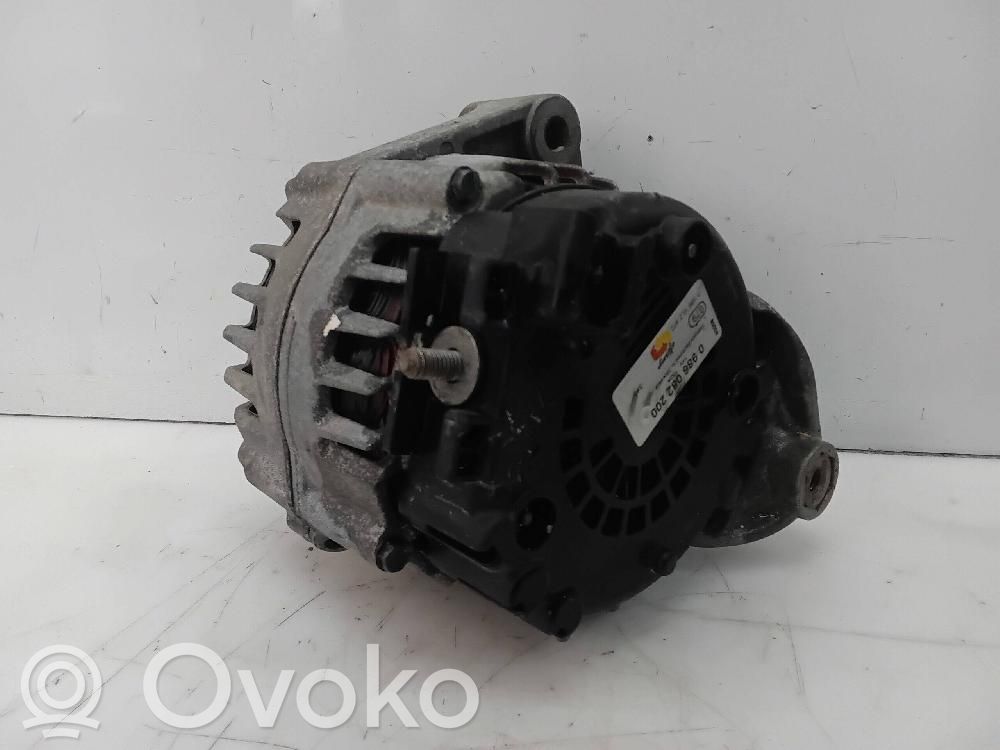 BMW 1 E82 E88 Ģenerators 