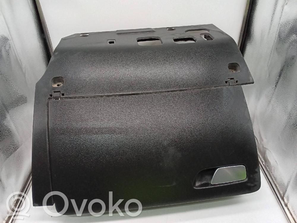 Guantera   1104875X