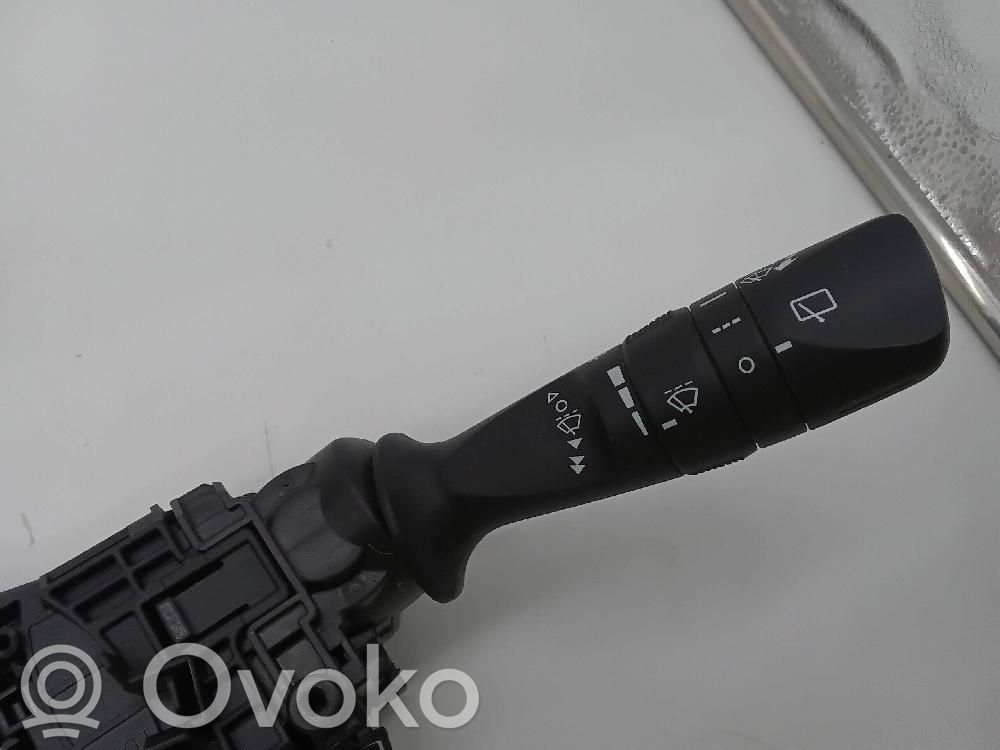 Toyota Auris E180 Rankenėlių komplektas 