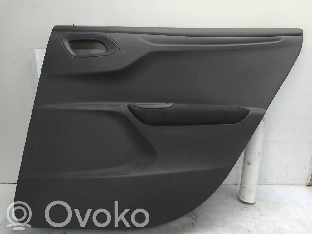 Citroen C-Elysée Takaoven verhoilu 