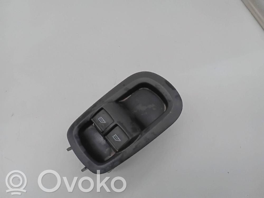 Interruptor del elevalunas eléctrico   GK2T14A132DA