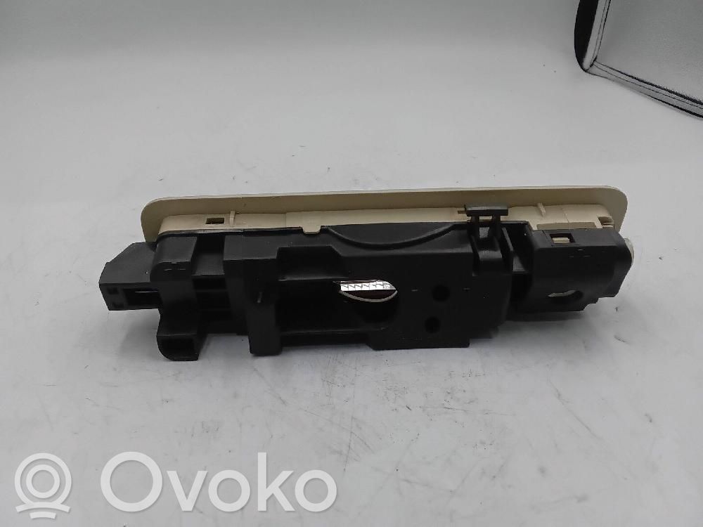Land Rover Range Rover Evoque L538 Światło fotela przedniego 