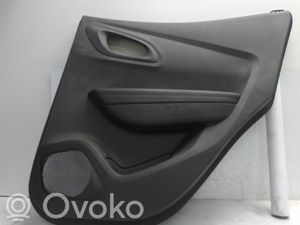 Renault Kadjar Takaoven verhoilu 