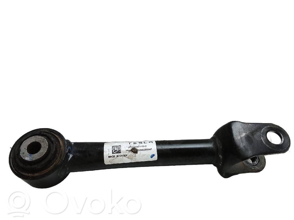 Brazo de suspensión trasero   134443100B