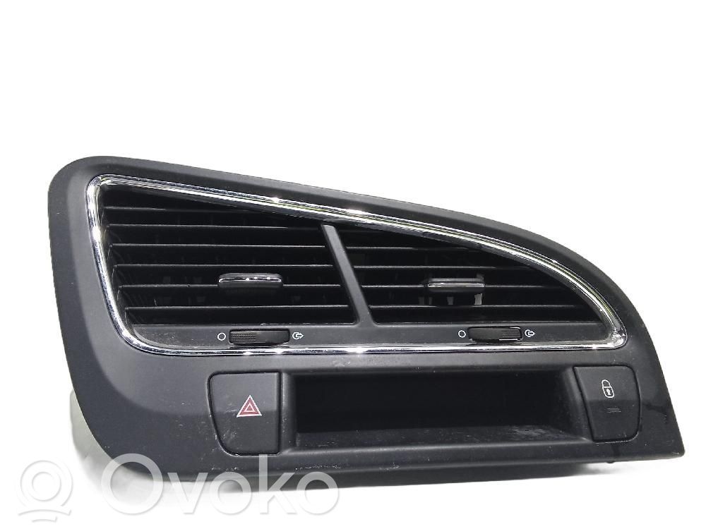 Peugeot 5008 Griglia di ventilazione centrale cruscotto