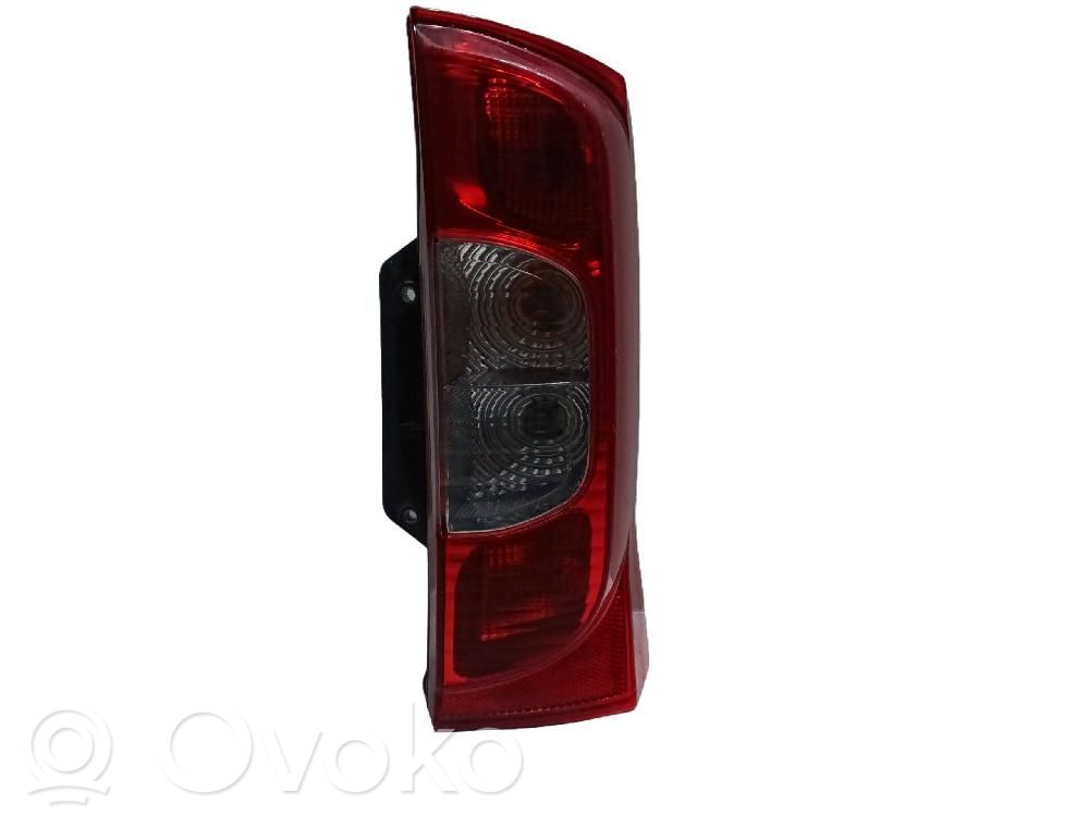 Peugeot Bipper Luci posteriori