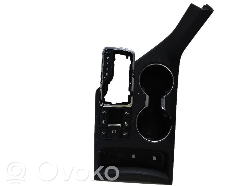 Consola central   84651F1001