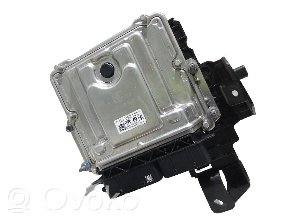 Peugeot 2008 II Engine control unit/module 
