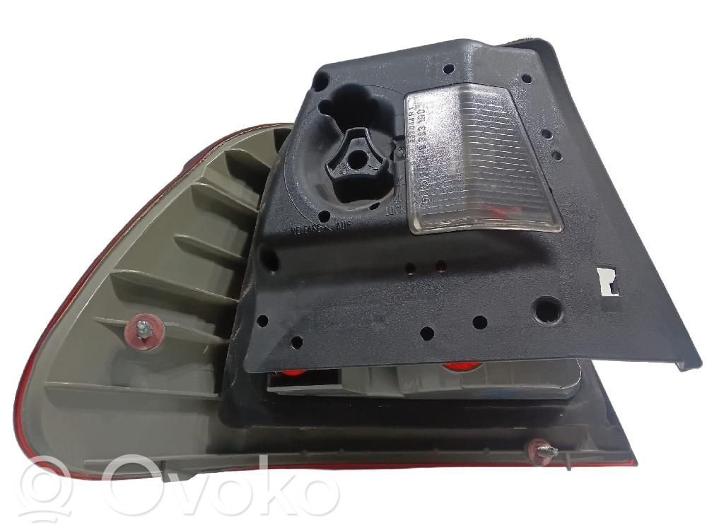 Lampa tylna   63218383100