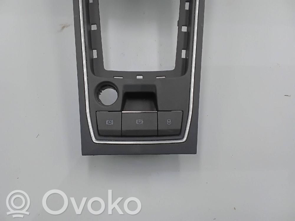 Seat Leon IV Center console decorative trim 