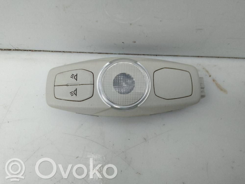 Ford Focus Etuistuimen valo 