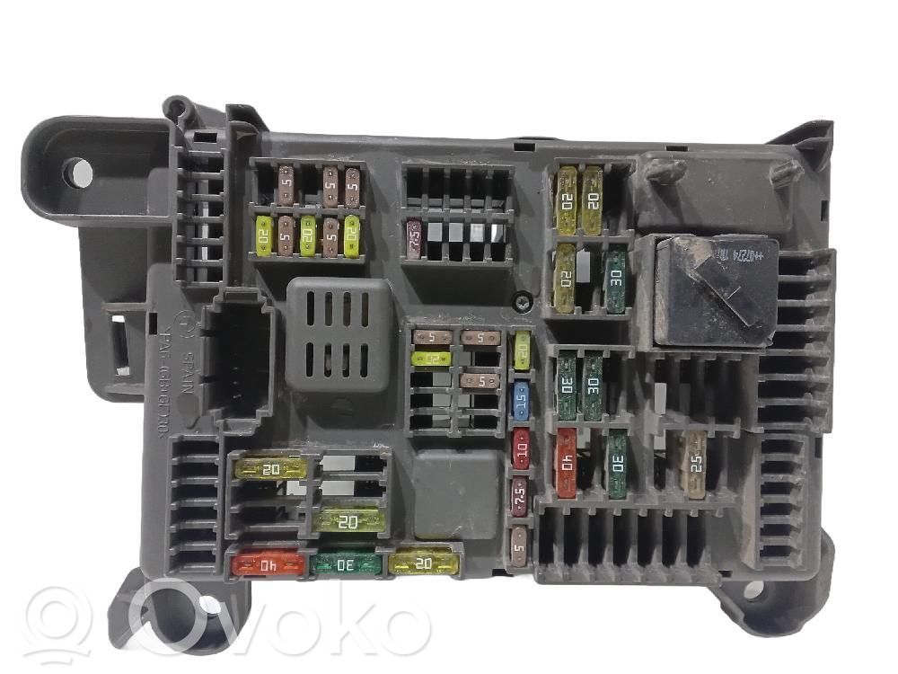 Módulo de fusible   693168703