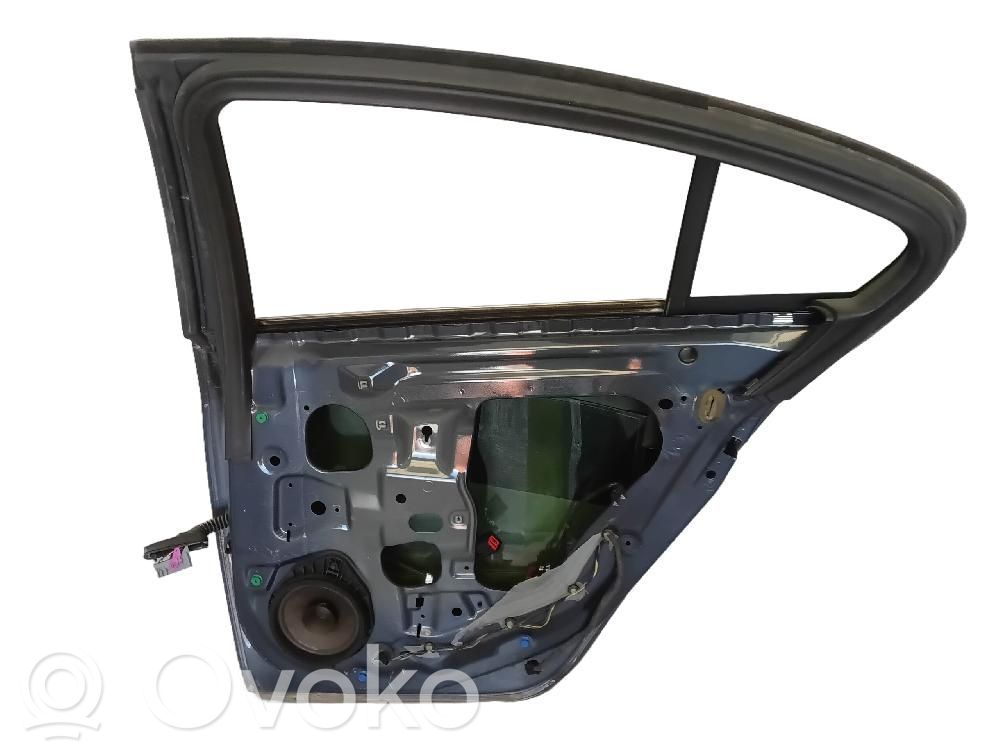 Puerta trasera   22796348