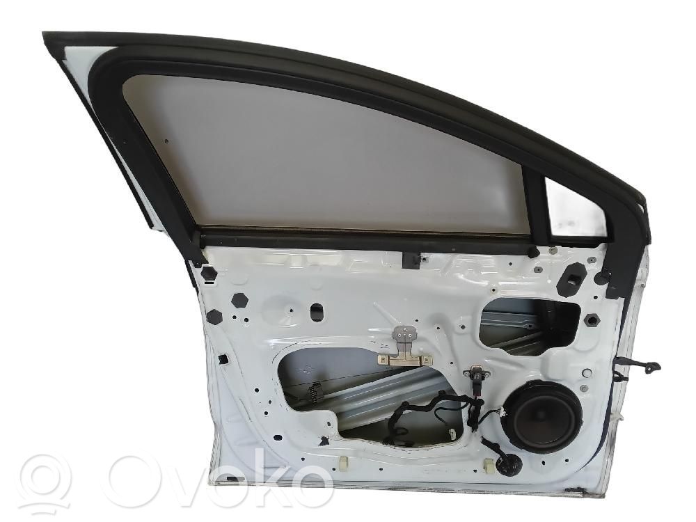 Ford Mondeo MK V Дверь 