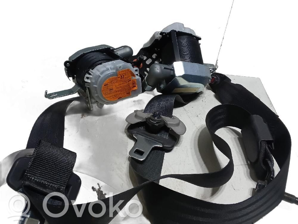 Hyundai i30 Set cinture di sicurezza
