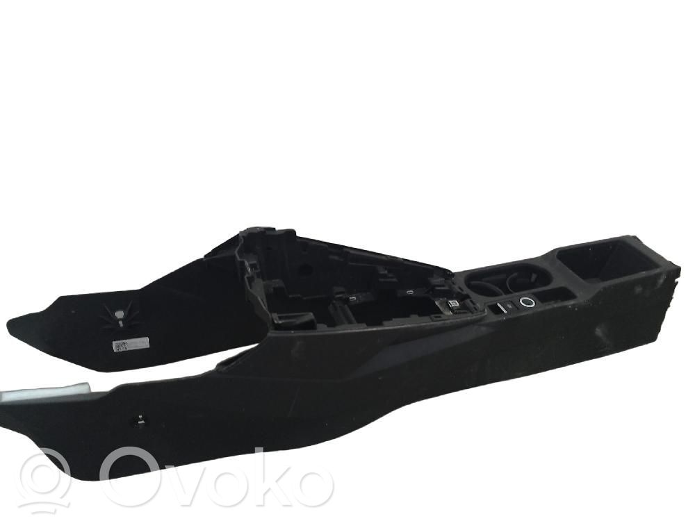 Audi A3 8Y Consola central 