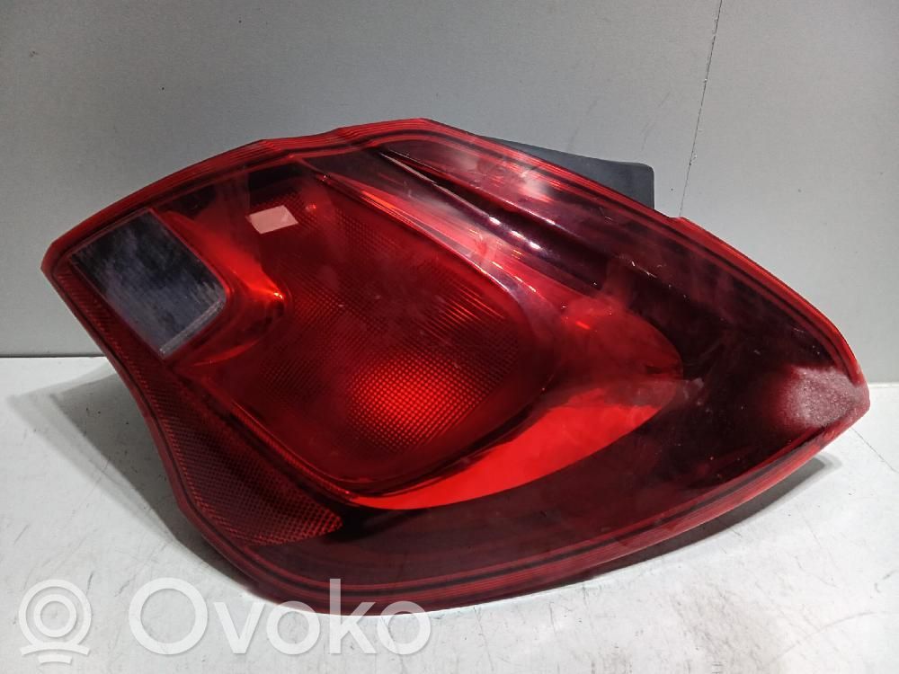 Luz trasera/de freno   13428448