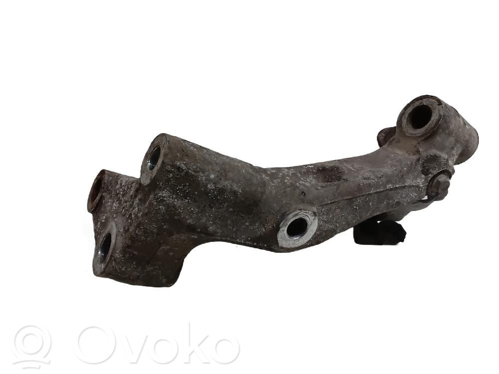 Wspornik / Mocowanie silnika   S044B