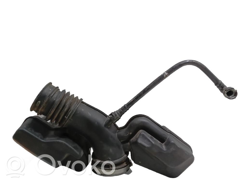 Ford Explorer Cabin air duct channel 