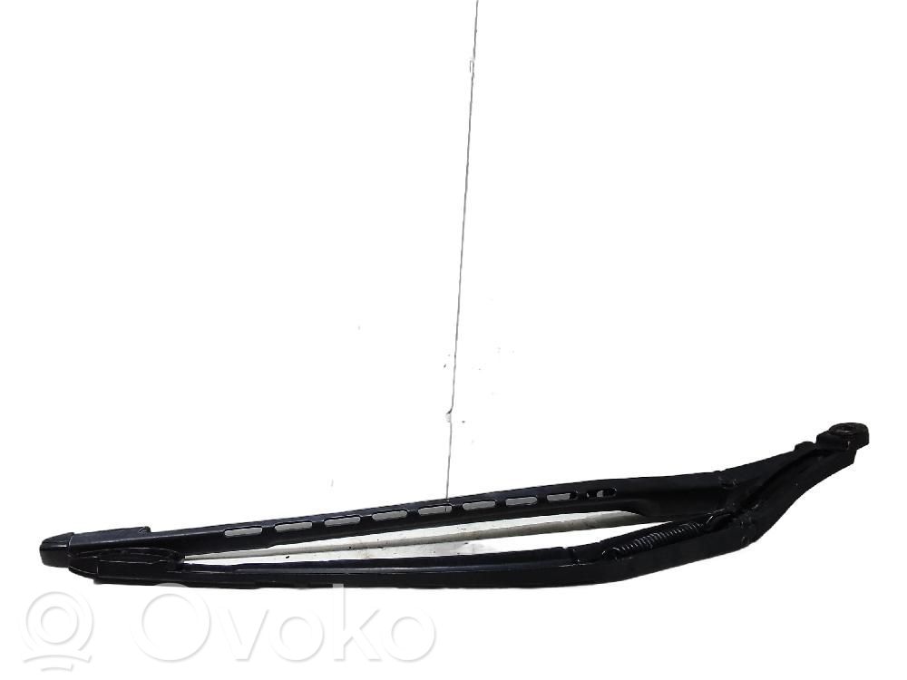Brazo del limpiaparabrisas delantero   BB5317C495AE