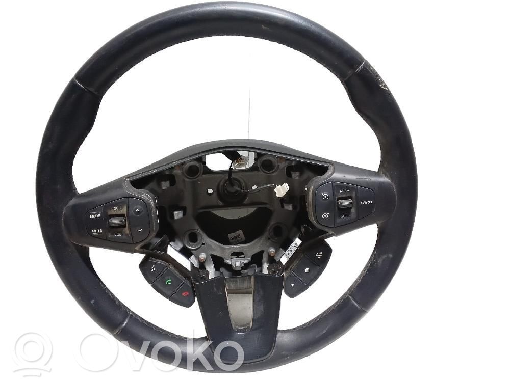 KIA Carens III Ohjauspyörä 