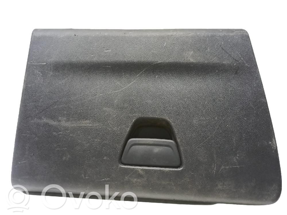 Hansikaslokero   E3B5A06010A
